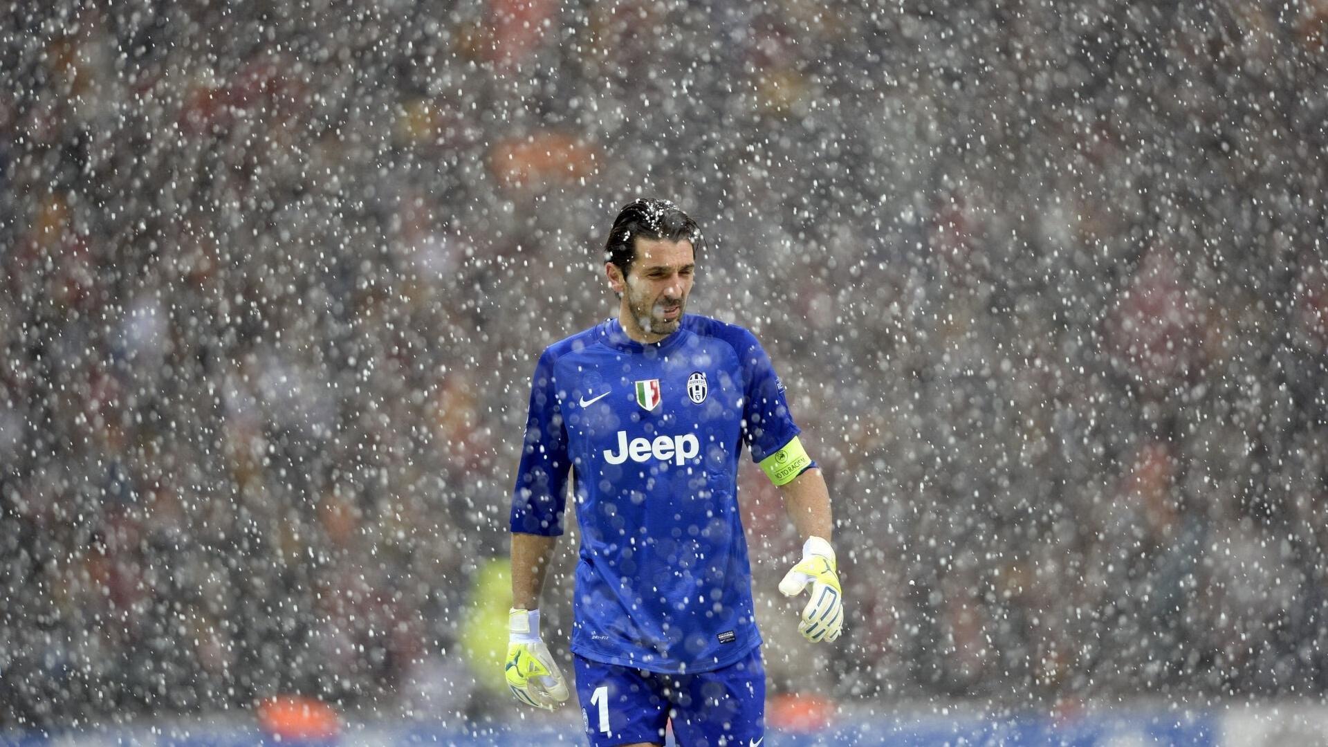 纳达尔鏖战五盘险胜德约科维奇 第15次挺进法网四强【乐竞网站入口】